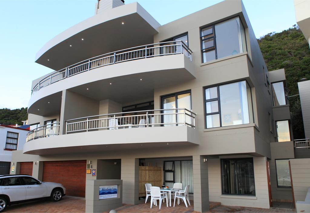 Makarios On Sea Apartment Teluk Herolds Bagian luar foto