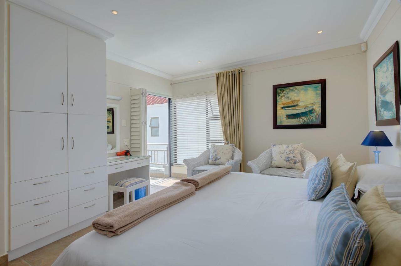Makarios On Sea Apartment Teluk Herolds Bagian luar foto