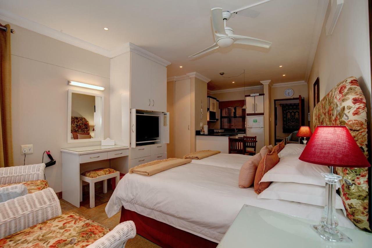 Makarios On Sea Apartment Teluk Herolds Bagian luar foto