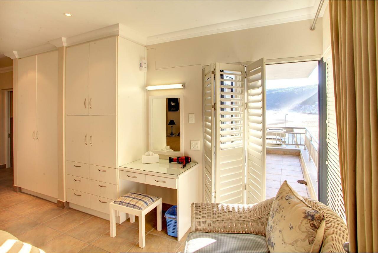 Makarios On Sea Apartment Teluk Herolds Bagian luar foto