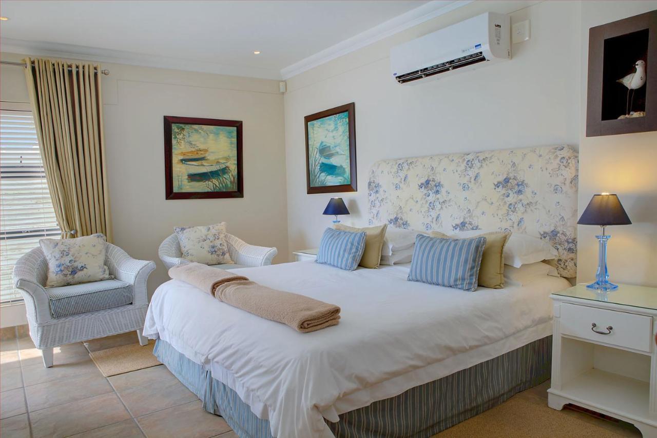 Makarios On Sea Apartment Teluk Herolds Bagian luar foto